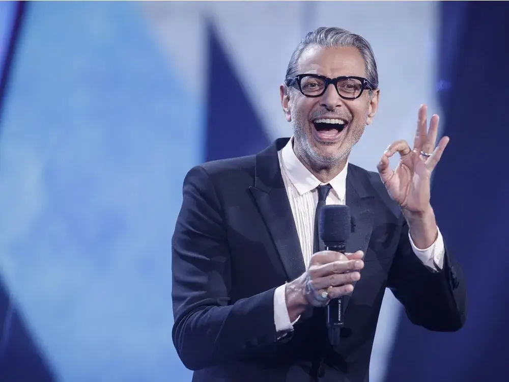 Jeff Goldblum Rumor Debunked: The Viral Beach Incident That Never Happened