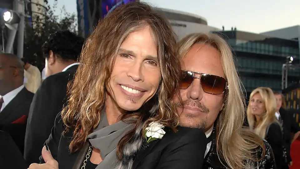 Behind the Lyrics: How a Misunderstanding Led to Aerosmith’s Iconic Hit “Dude (Looks Like a Lady)”